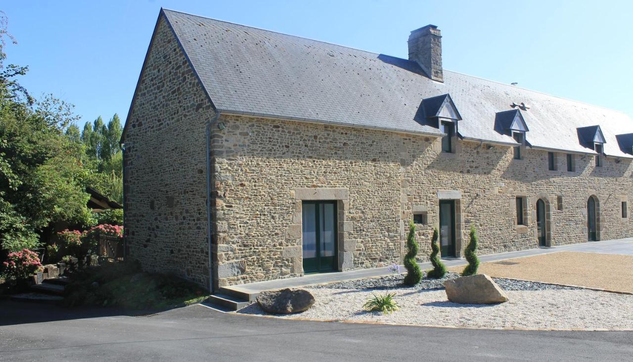 Domaine Du Jardin " Chambres D'Hotes " Saint-Jean-de-la-Haize ภายนอก รูปภาพ