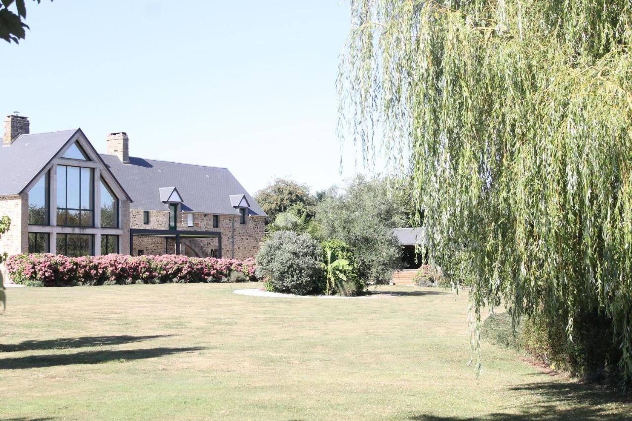 Domaine Du Jardin " Chambres D'Hotes " Saint-Jean-de-la-Haize ภายนอก รูปภาพ