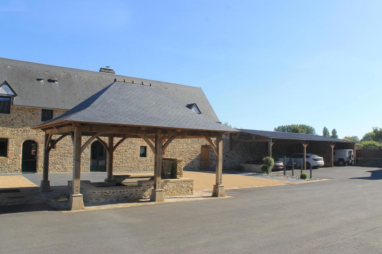 Domaine Du Jardin " Chambres D'Hotes " Saint-Jean-de-la-Haize ภายนอก รูปภาพ